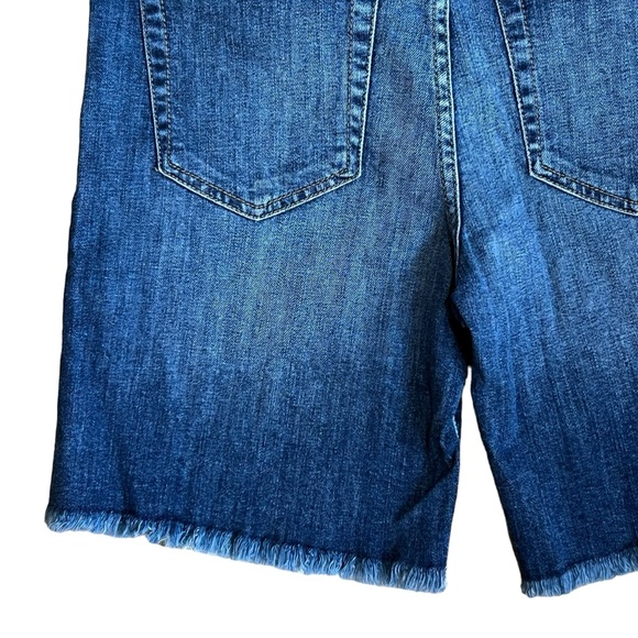 Joe’s Women’s Sz 29 Mid Rise Denim Shorts Bermuda Long Frayed Hem Stretch Jean - Picture 11 of 13